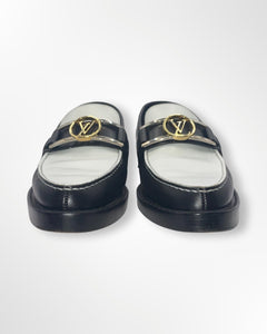 Louis Vuitton | Size 39